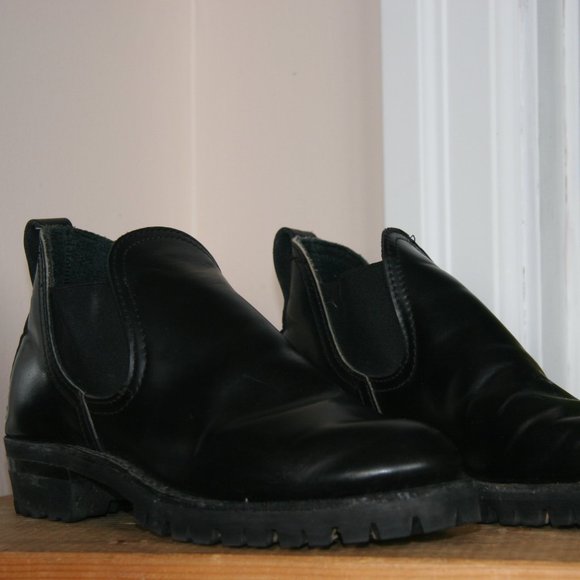 Dayton Chelsea Boots - Picture 5 of 7